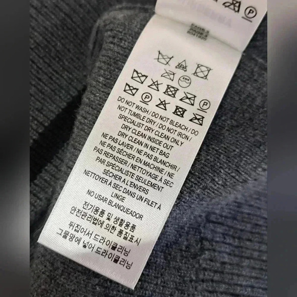 NWT Burberry  Men's Ribbed Sweater TB Logo Cashmere Gray Crewneck Small - Picture 9 of 16